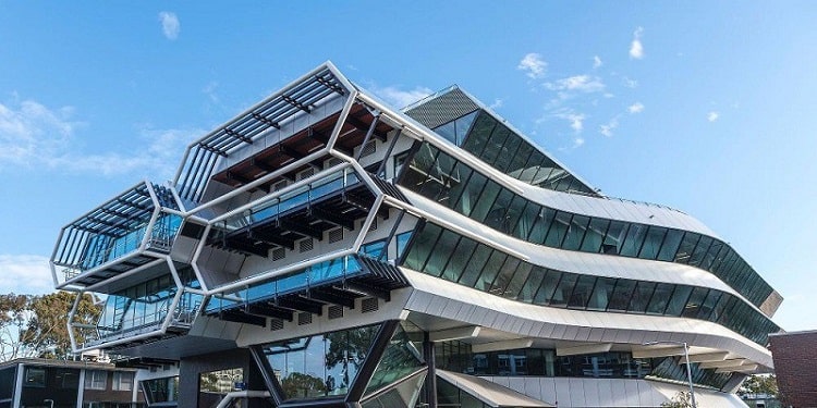77King 78 trò chơi hấp dẫn Monash 